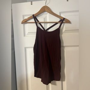 lululemon maroon tank 🏃🏽‍♀️